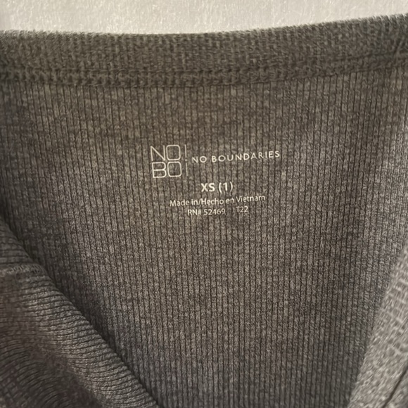 No Boundaries Tank Top - Picture 4 of 4